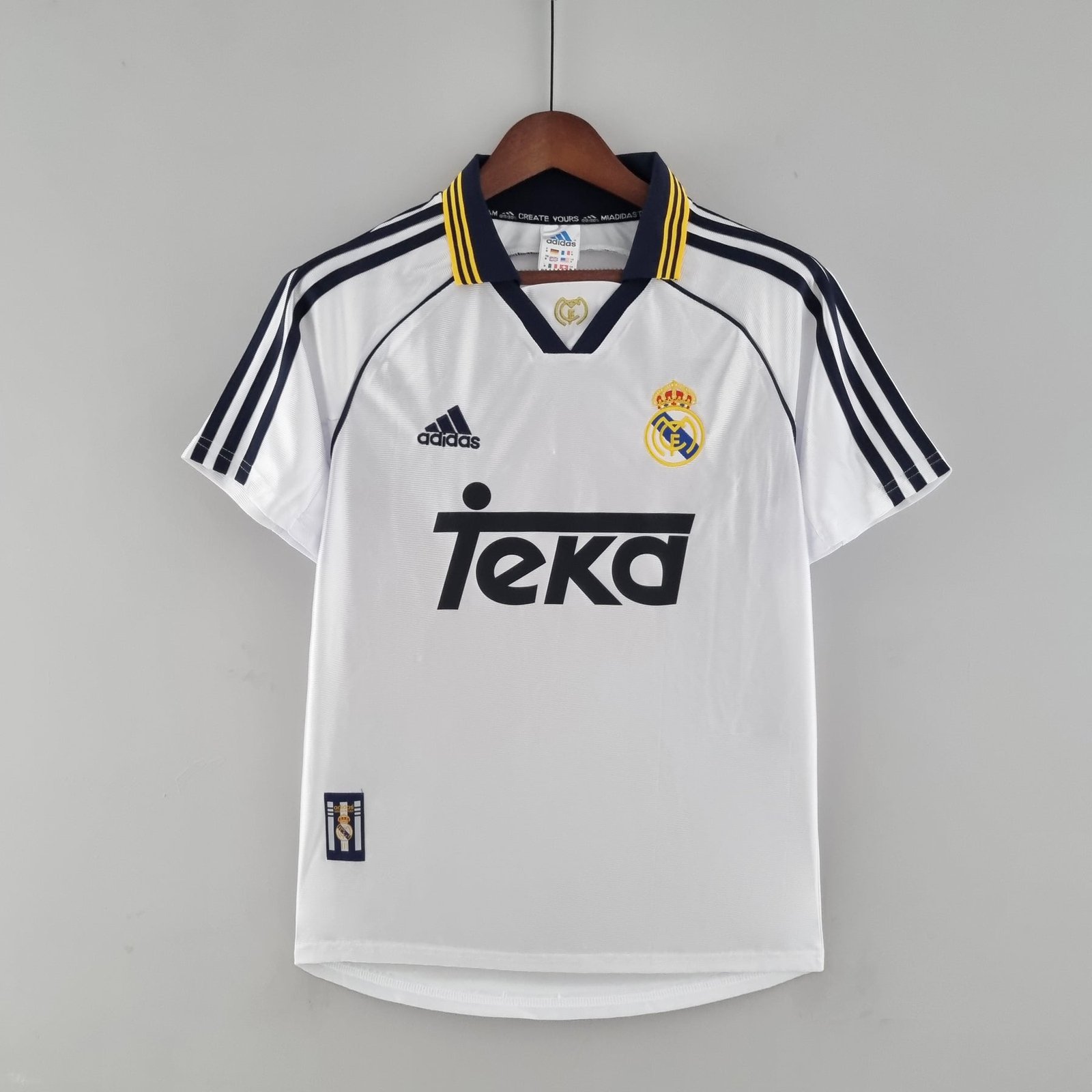79d031e3_1800x1800 Real Madrid Home Jersey 1998-1999 - Retro kit