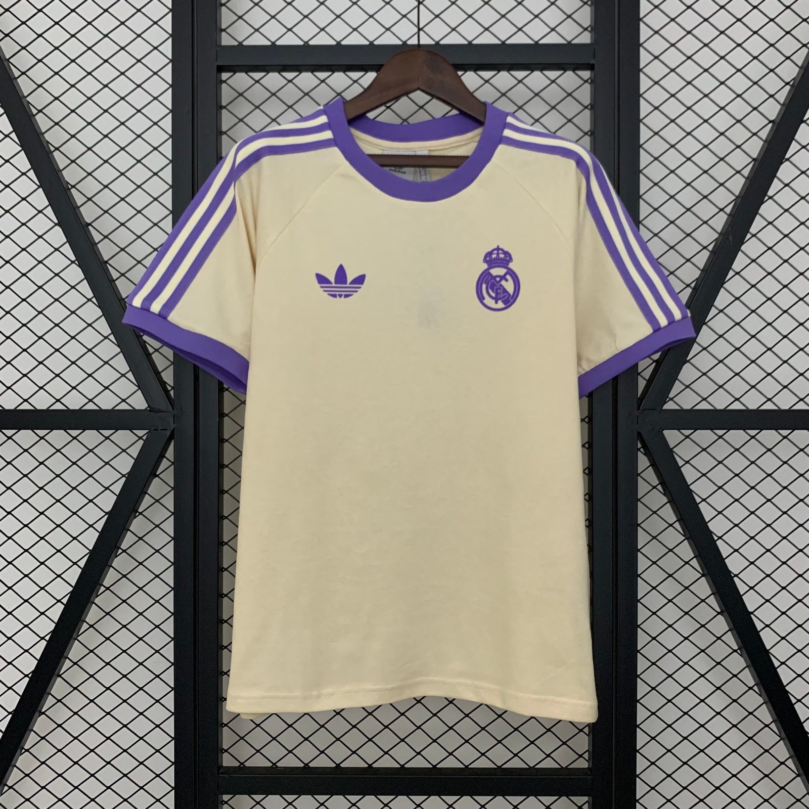 0f3b34a2 Real Madrid Pre-Match cotton shirt 2025