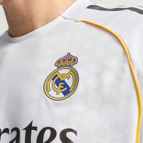 Real_Madrid_25-26_Long_Sleeve_Home_Authentic_Jersey_White_JN8866_HM4 Real Madrid 25 26 Long Sleeve Home Authentic Jersey White JN8866 HM4