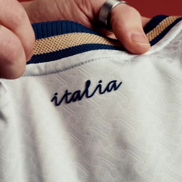 Italy_26_Away_Authentic_Jersey_Blue_JL6938_video Italy 26 Away Authentic Jersey Blue JL6938 video